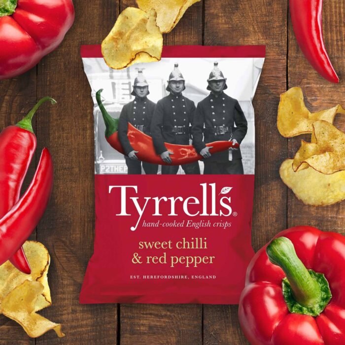 Tyrrells Sweet Chilli & Red Pepper Sharing Crisps - 150g - Image 2